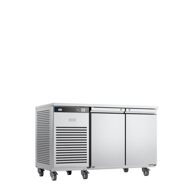 EcoPro G3-Kühltische aus einem Winkel betrachtet